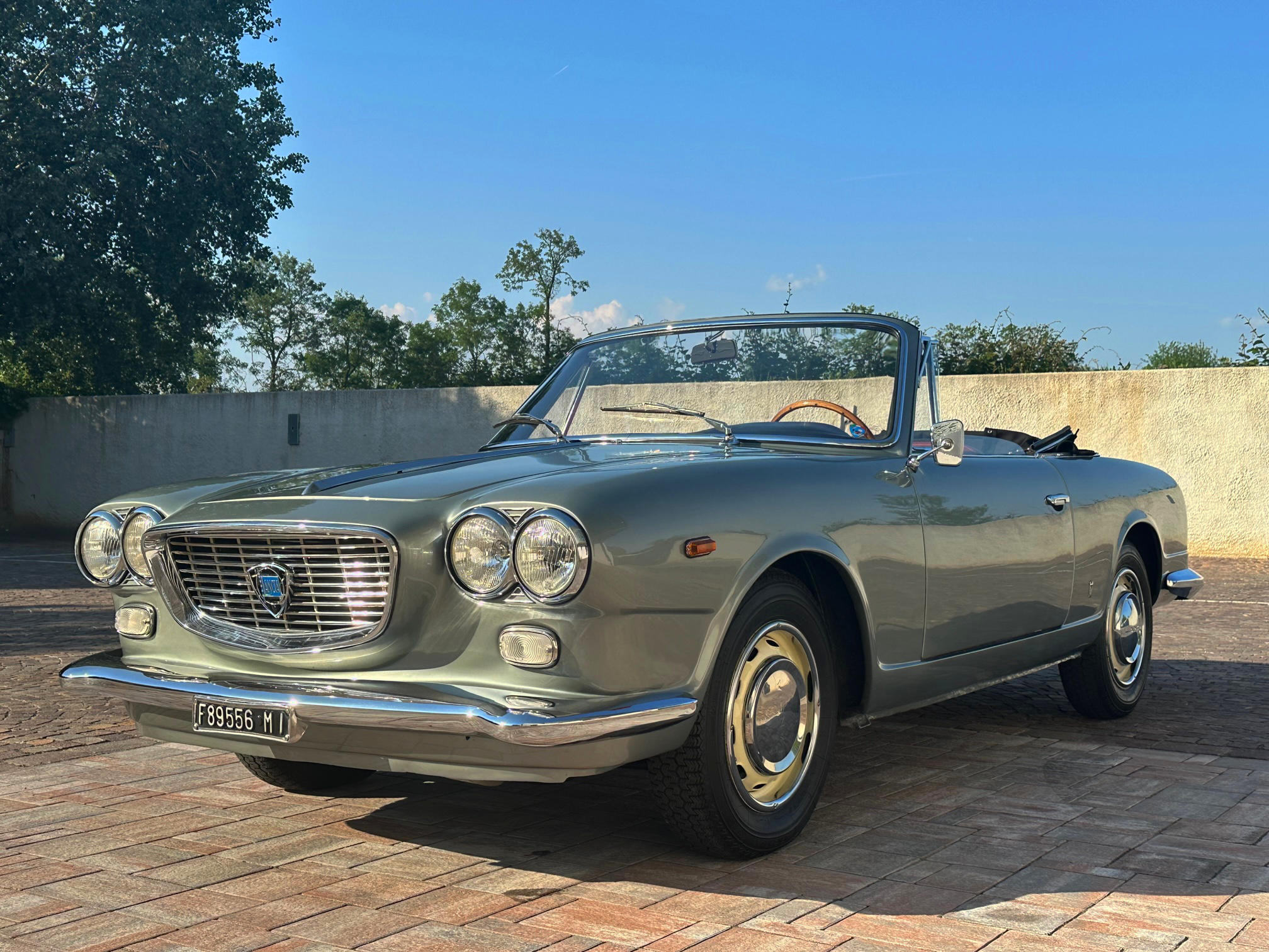 Lancia Flavia Convertibile Vignale for sale - Passione Classica